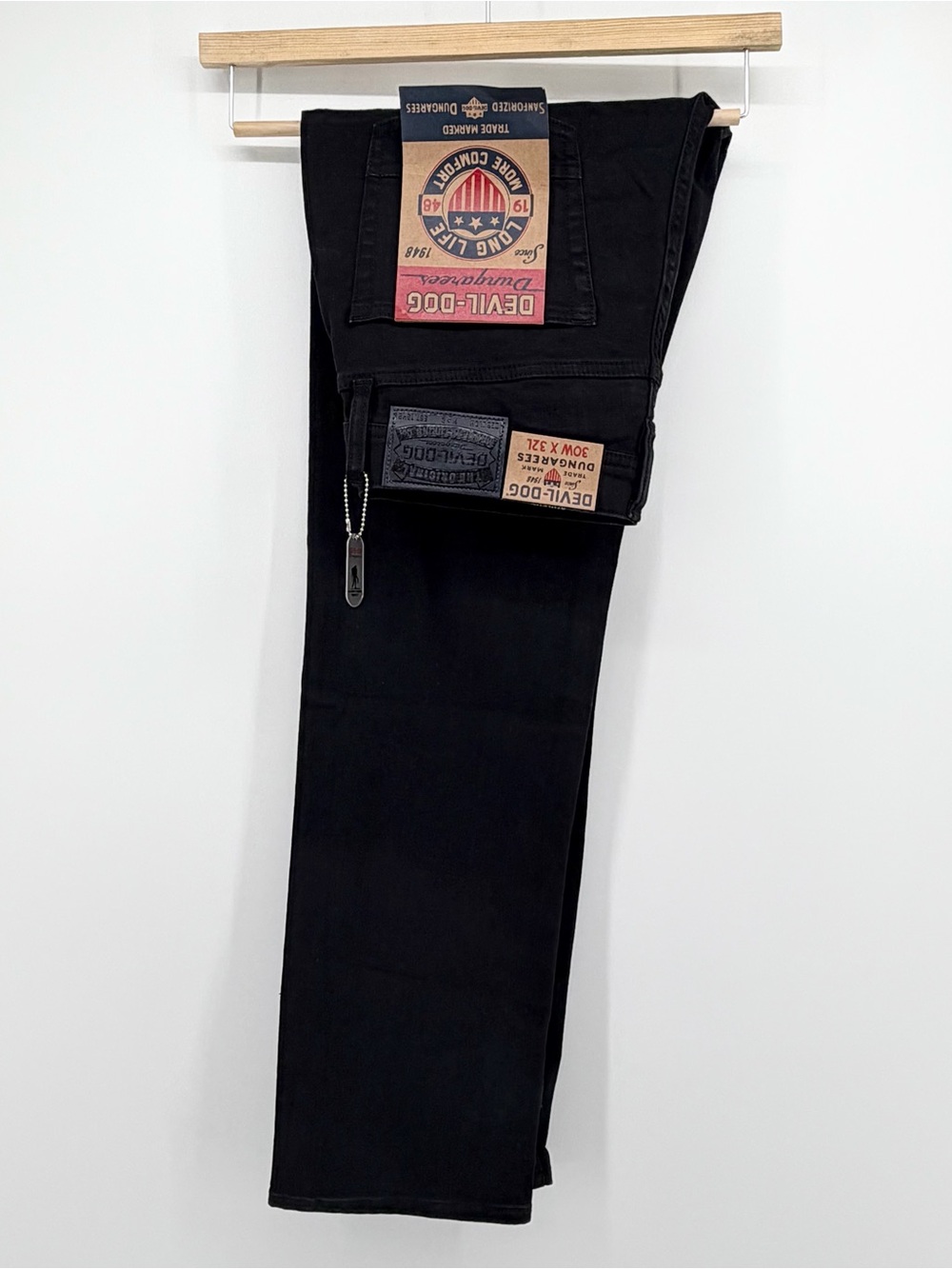NEW DEVIL-DOG Dungarees Men Black Stretch Jeans 30x32 DD5093